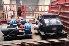 2PG800x600中型對輥制砂機發(fā)貨 石英砂制砂