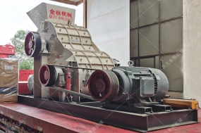 800x800中型雙級(jí)破碎機(jī)發(fā)往云南