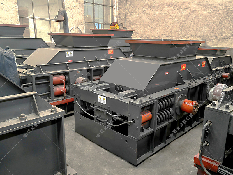 2PG1508大型液壓直連式對輥破碎機發(fā)貨圖片