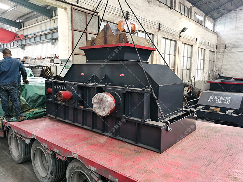 河卵石制砂機發(fā)往廣東