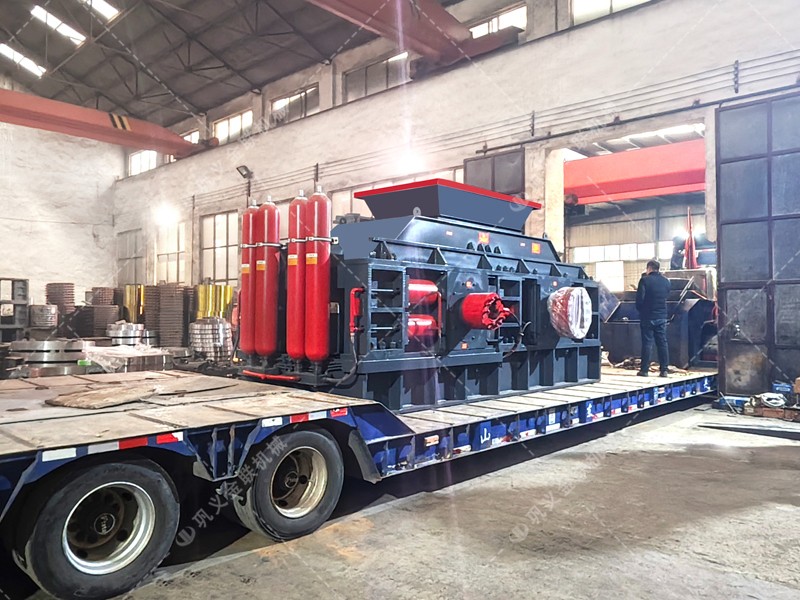 對(duì)輥制砂機(jī)：制砂率高，產(chǎn)能翻倍的秘訣